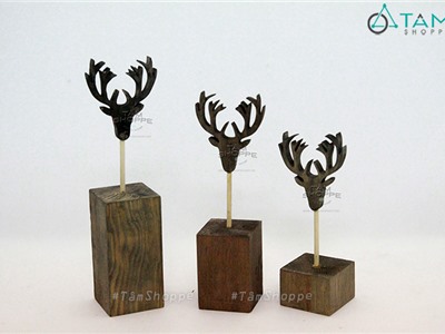 Standing con tuần lộc nâu số 19